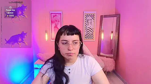 Snapshot of _sofia_smth_xx chatting on 1, 8, 2026 sofia smth xx online show from 1, 8, 2026
