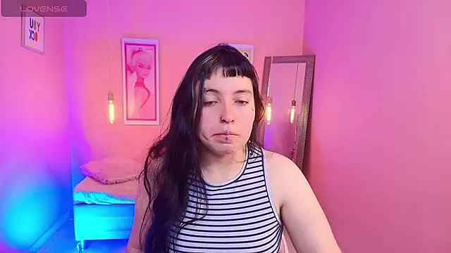 Snapshot of _sofia_smth_xx chatting on 2, 8, 2026 sofia smth xx online show from 2, 8, 2026