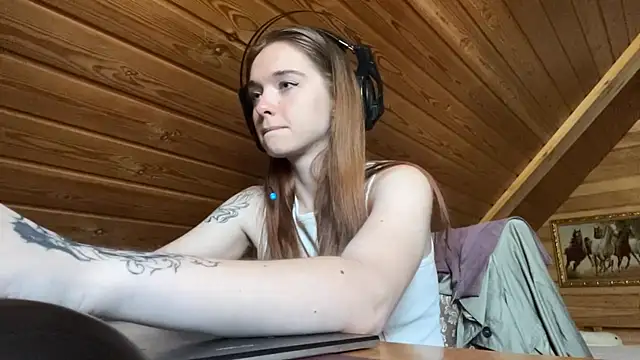 Snapshot of MariaLake chatting on 18, 7, 2026 MariaLake online show from 18, 7, 2026