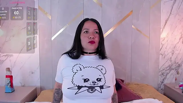 Snapshot of AlmaRose__ chatting on 19, 6, 2026 AlmaRose online show from 19, 6, 2026