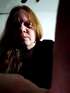 Snapshot of lola_miel chatting on 28, 5, 2026 lola miel online show from 28, 5, 2026