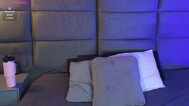 AshleyMonroee   online show from 6, 7, 2026