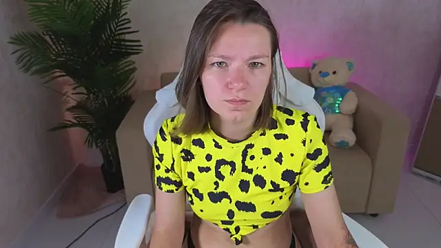 kira hatti online show from 4, 7, 2026