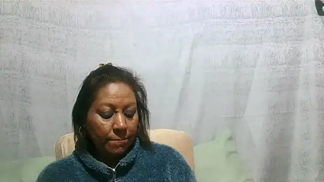 Snapshot of IndianSexyMilf69 chatting on 6, 7, 2026 IndianSexyMilf69 online show from 6, 7, 2026