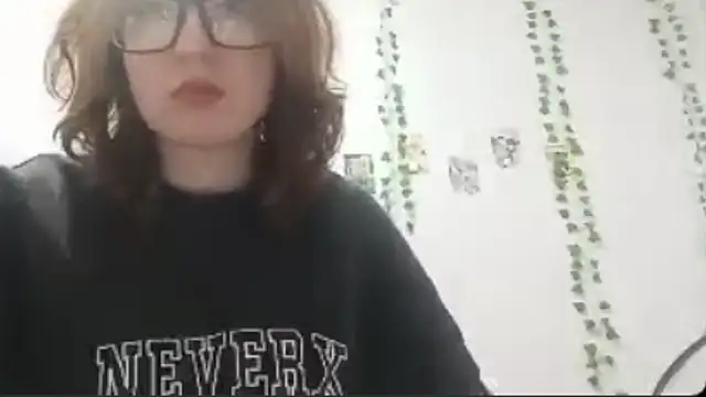 Snapshot of OliviaMoment chatting on 15, 7, 2026 OliviaMoment online show from 15, 7, 2026