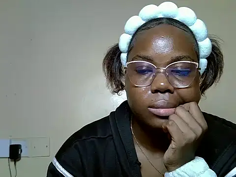 Snapshot of Choral_Blue chatting on 11, 7, 2026 Choral Blue online show from 11, 7, 2026