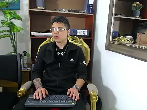 AquilesTaylor online show from 26, 6, 2026