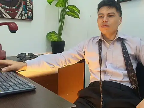 AquilesTaylor online show from 14, 7, 2026