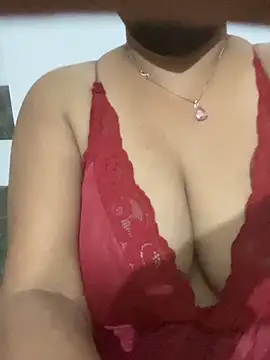Snapshot of sexyveena chatting on 10, 6, 2026 sexyveena online show from 10, 6, 2026