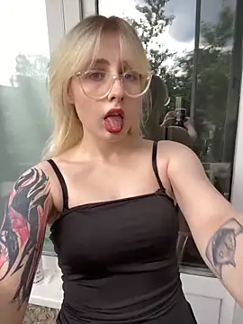 xp blondie online show from 16, 6, 2026