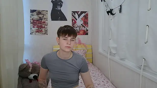 EmyHills online show from 21, 6, 2026