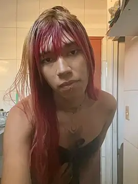 Snapshot of itevellyn_ chatting on 8, 6, 2026 itevellyn online show from 8, 6, 2026