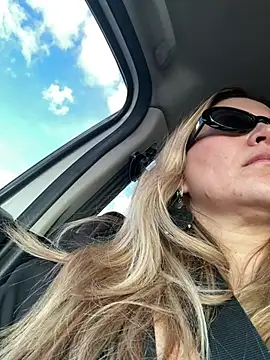pamelaQenn2 online show from 15, 7, 2026