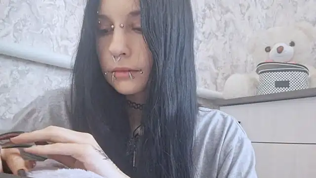 Snapshot of KrissyHiott chatting on 13, 6, 2026 KrissyHiott online show from 13, 6, 2026