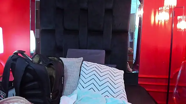 amberhanks online show from 23, 6, 2026