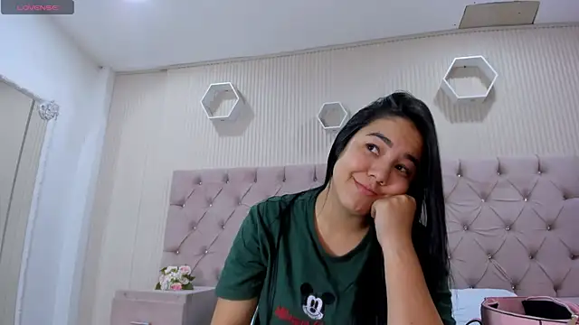 Snapshot of RyleyWest chatting on 15, 6, 2026 RyleyWest online show from 15, 6, 2026