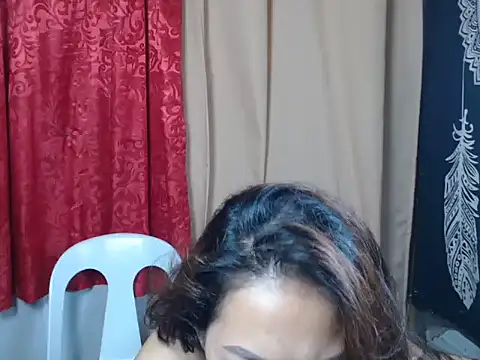 Snapshot of urpretty_hotmama chatting on 7, 7, 2026 urpretty hotmama online show from 7, 7, 2026