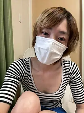 Snapshot of mirei_nyan chatting on 2, 6, 2026 mirei nyan online show from 2, 6, 2026