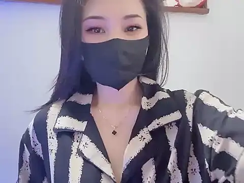 Snapshot of Annie_Nie chatting on 17, 7, 2026 Annie Nie online show from 17, 7, 2026