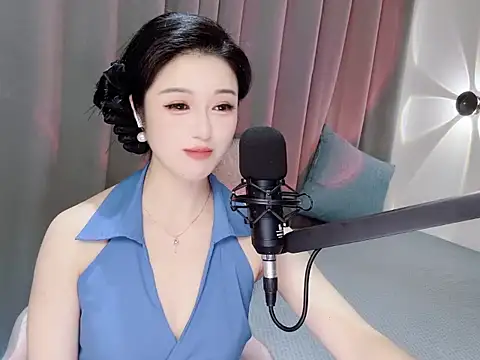 Snapshot of Momo-Wow chatting on 2, 6, 2026 Momo-Wow online show from 2, 6, 2026
