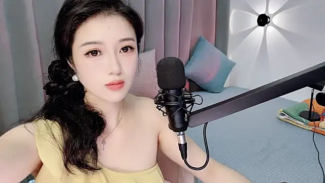 Snapshot of Momo-Wow chatting on 20, 6, 2026 Momo-Wow online show from 20, 6, 2026