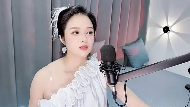 Snapshot of Momo-Wow chatting on 11, 7, 2026 Momo-Wow online show from 11, 7, 2026