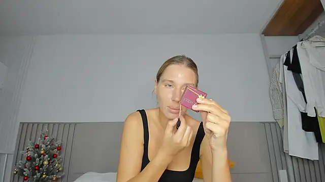 SofiClimbing online show from 16, 12, 2025