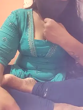 Snapshot of Tamilvalarmathi chatting on 1, 6, 2026 Tamilvalarmathi online show from 1, 6, 2026