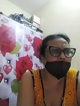 Snapshot of chatterjeesayani567 chatting on 15, 6, 2026 chatterjeesayani567 online show from 15, 6, 2026