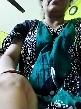 Snapshot of chatterjeesayani567 chatting on 15, 7, 2026 chatterjeesayani567 online show from 15, 7, 2026