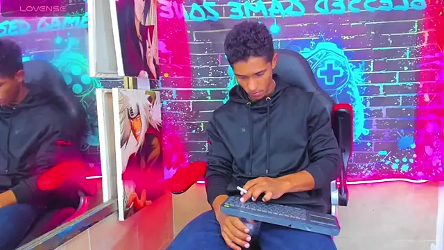 Snapshot of Yoel_Blessed chatting on 15, 6, 2026 Yoel Blessed online show from 15, 6, 2026