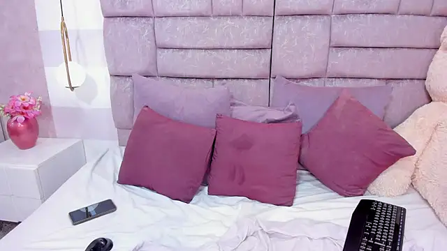 isabellaivyy online show from 3, 7, 2026