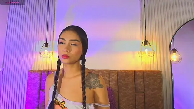 KENNIA SWEETIEE online show from 9, 6, 2026