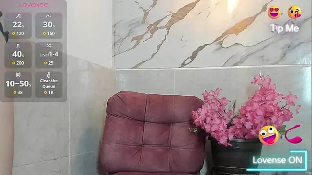 Snapshot of Sahaara chatting on 4, 6, 2026 Sahaara online show from 4, 6, 2026