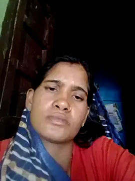 Snapshot of Hot_bhabi012 chatting on 2, 6, 2026 Hot bhabi012 online show from 2, 6, 2026