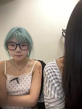 Snapshot of QIQI-QIQI-01 chatting on 9, 8, 2026 QIQI-QIQI-01 online show from 9, 8, 2026