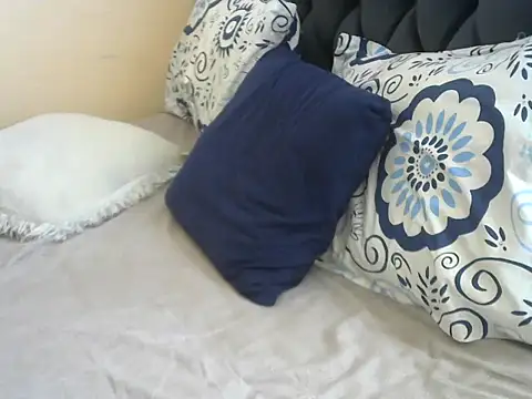 Snapshot of sweet_yammy chatting on 8, 7, 2026 sweet yammy online show from 8, 7, 2026