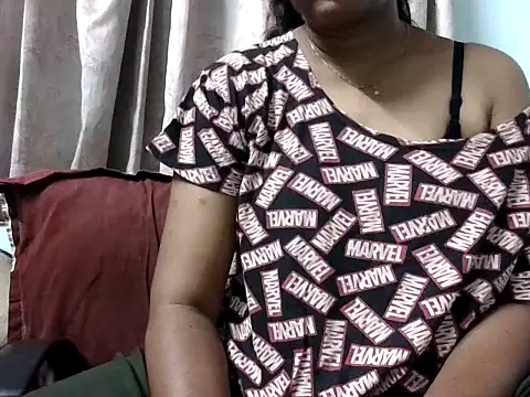 Snapshot of Nisha-moon chatting on 12, 6, 2026 Nisha-moon online show from 12, 6, 2026