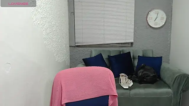 leilasosexy online show from 27, 6, 2026