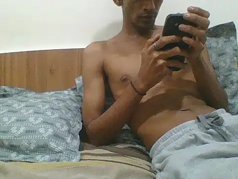 Snapshot of Hunny_Bunny_2 chatting on 9, 7, 2026 Hunny Bunny 2 online show from 9, 7, 2026