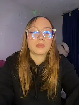 Snapshot of Caamii_ chatting on 15, 6, 2026 Caamii online show from 15, 6, 2026