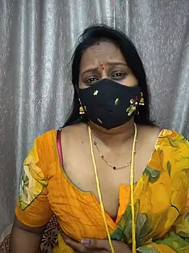 Snapshot of Nithya_ chatting on 10, 7, 2026 Nithya online show from 10, 7, 2026