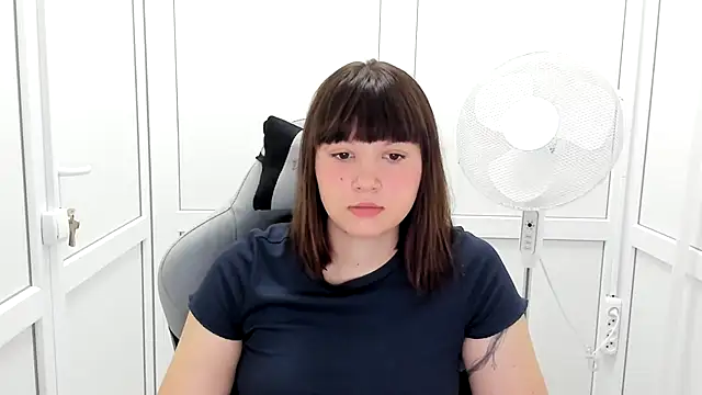 Snapshot of Vanilla_Vixen chatting on 6, 7, 2026 Vanilla Vixen online show from 6, 7, 2026