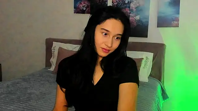 Camilla  Noor online show from 18, 6, 2026