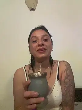 pia pilar online show from 6, 6, 2026
