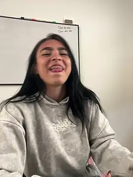 Sara fernandez- online show from 30, 6, 2026