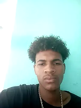 Snapshot of dantecruz19 chatting on 9, 7, 2026 dantecruz19 online show from 9, 7, 2026