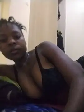 Snapshot of pressures_winnie chatting on 5, 7, 2026 pressures winnie online show from 5, 7, 2026