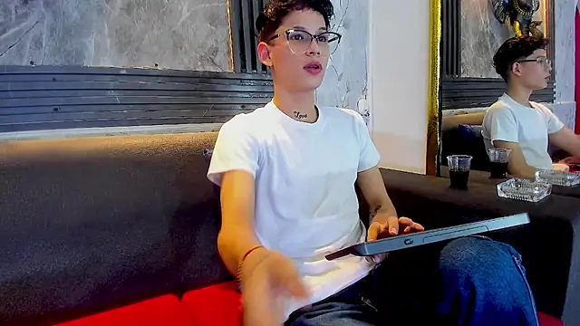 Brianhot0F online show from 3, 7, 2026
