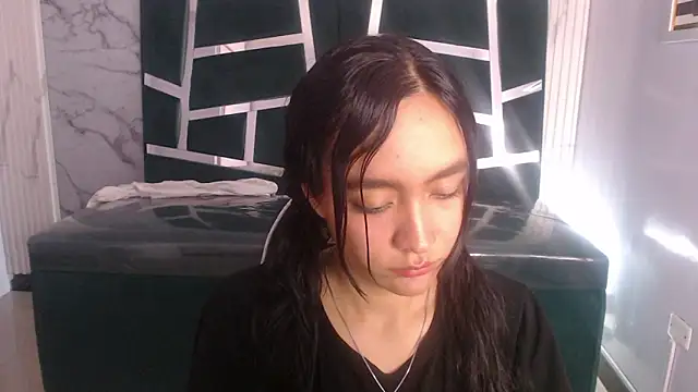 Snapshot of BonnieAmour_ch chatting on 6, 6, 2026 BonnieAmour ch online show from 6, 6, 2026